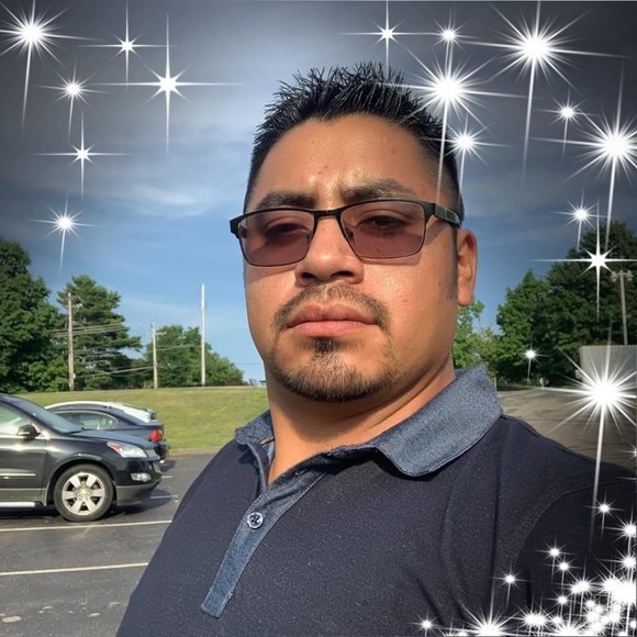 Meet your Posher, Arnoldo - Picture 1 of 1